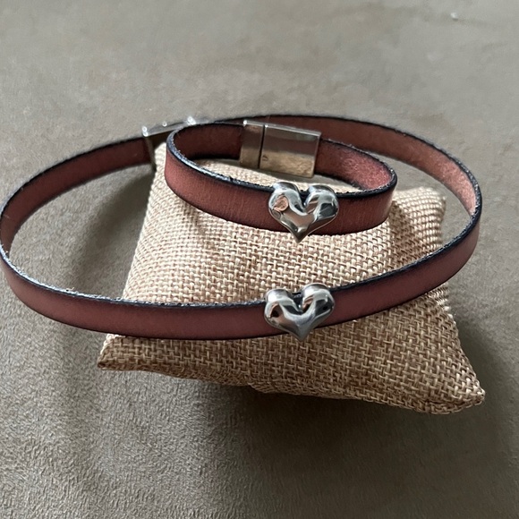 Leather & silver plated necklace & bracelet set - Picture 4 of 6